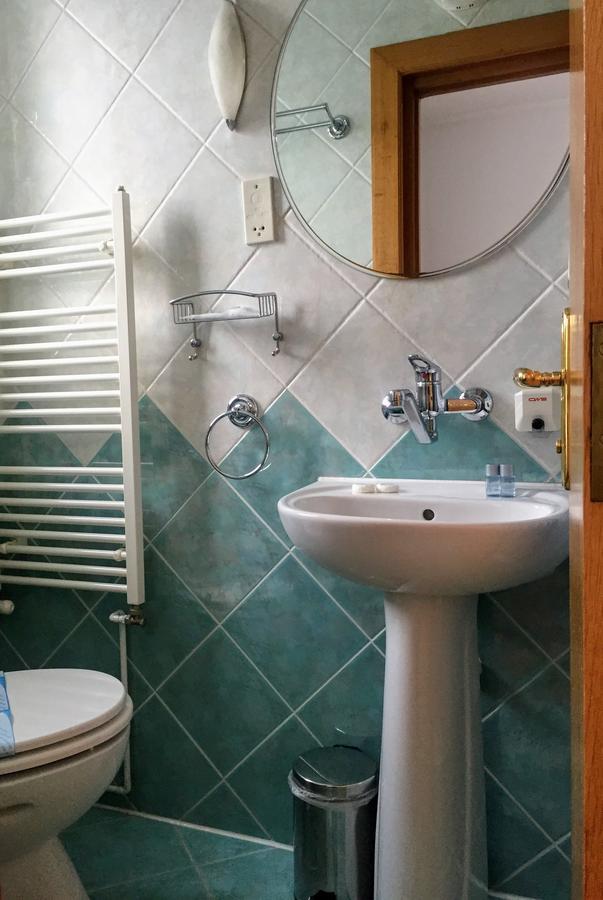 Pensiunea Puiu Popa Codlea Exteriér fotografie