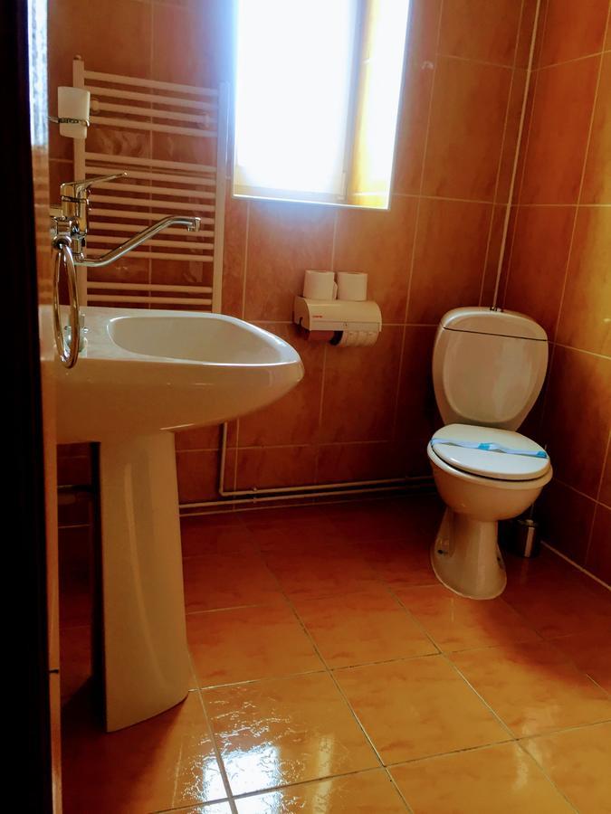 Pensiunea Puiu Popa Codlea Exteriér fotografie